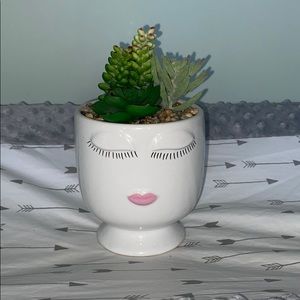Fake succulent with makeup